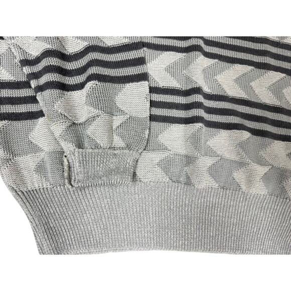 90s Y2K Mondo Italian Mens Sweater Silver/Black Diamond Stripe Zigzag Sz M - Picture 8 of 9
